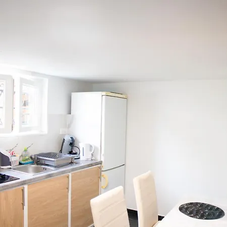 Cosy F2 Dans Maison Apartment