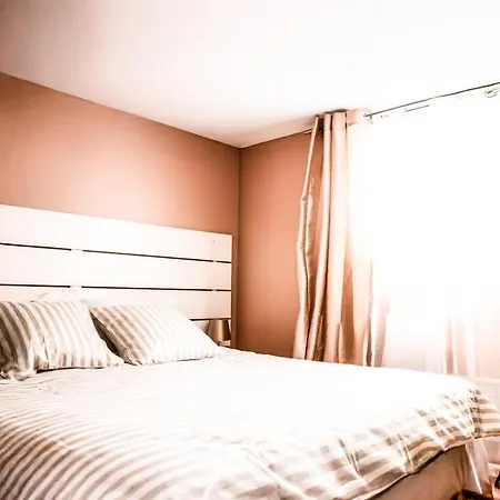 Cosy F2 Dans Maison *